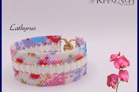 Even Peyote bracelet pattern with TILA's "LATHYRUS"