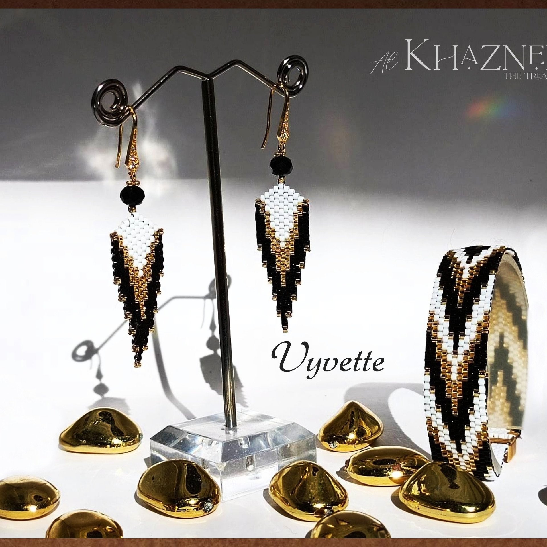 Odd Peyote Bracelet and Earrings set "VYVETTE"